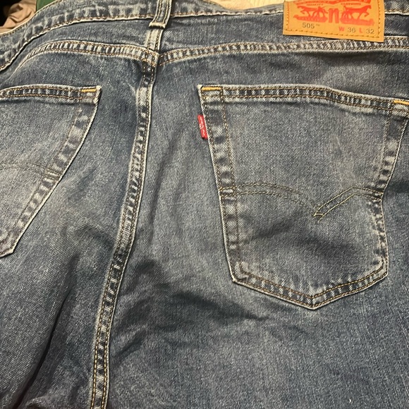 Men’s Levi jeans 36 x 32 - Picture 1 of 4